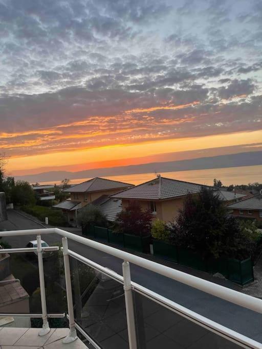 Magnifique Appart Renove Evian Duplex Vue Lac 8 Pers Exteriör bild